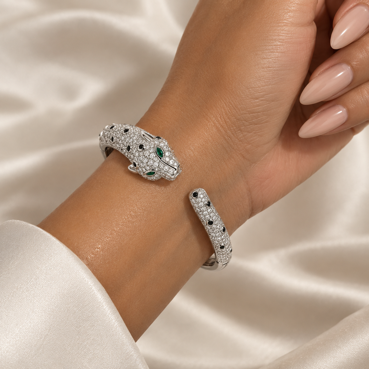 PANTHER BANGLE